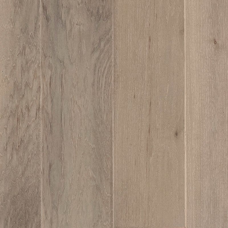 A close up of the wood grain on the floor