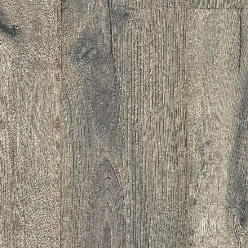 A close up of the wood grain on the floor
