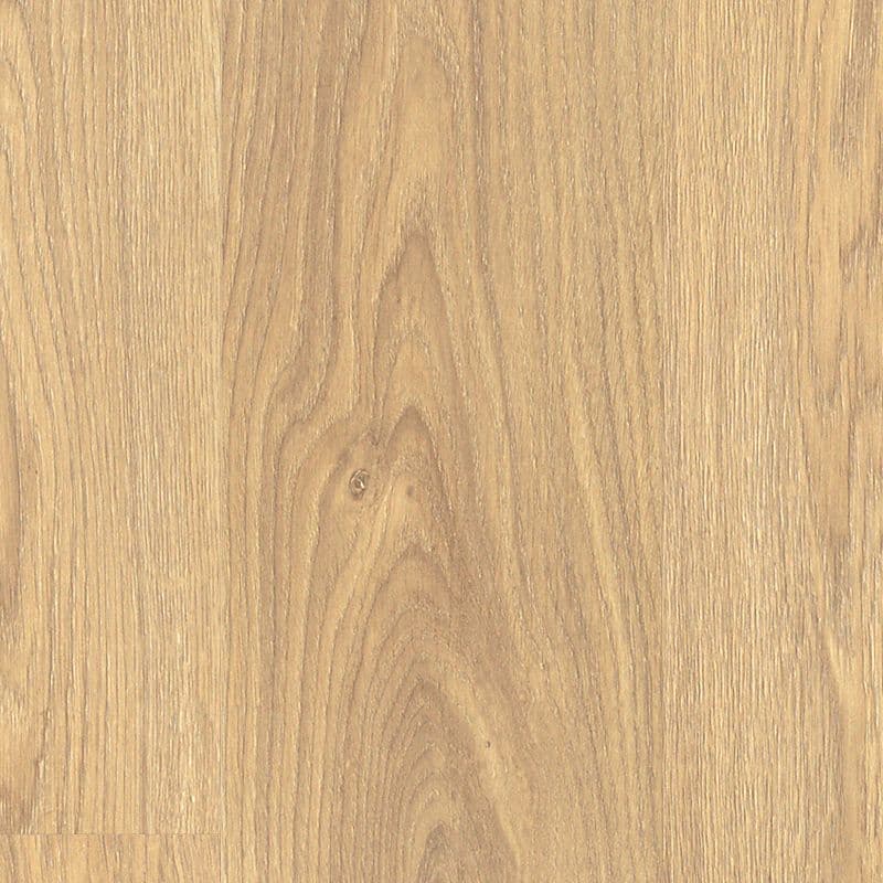 A close up of the wood grain on the floor