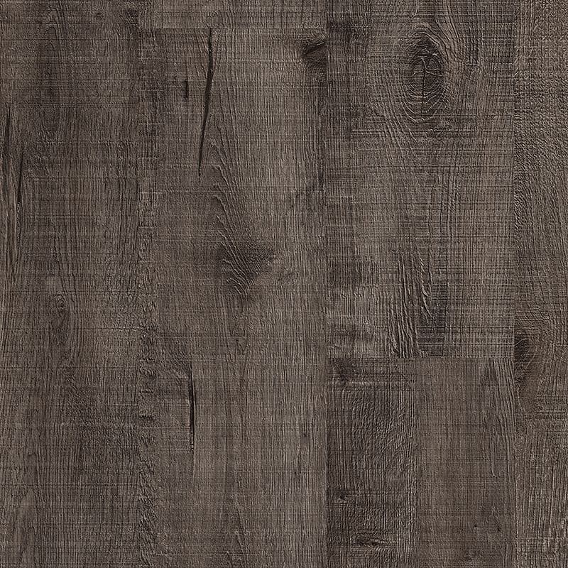 A close up of the wood grain on the floor