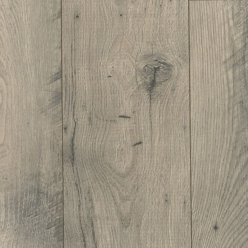 A close up of the wood grain on the floor