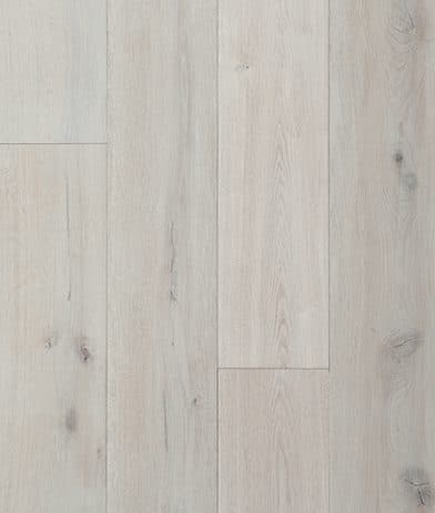 A close up of the wood grain on the floor