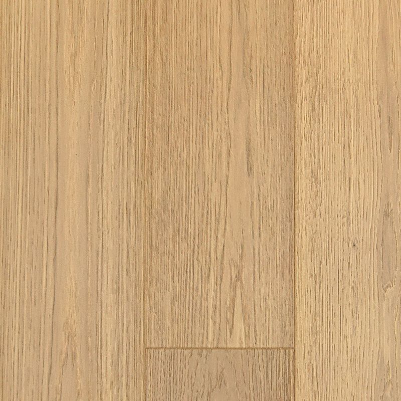 A close up of the wood grain on the floor