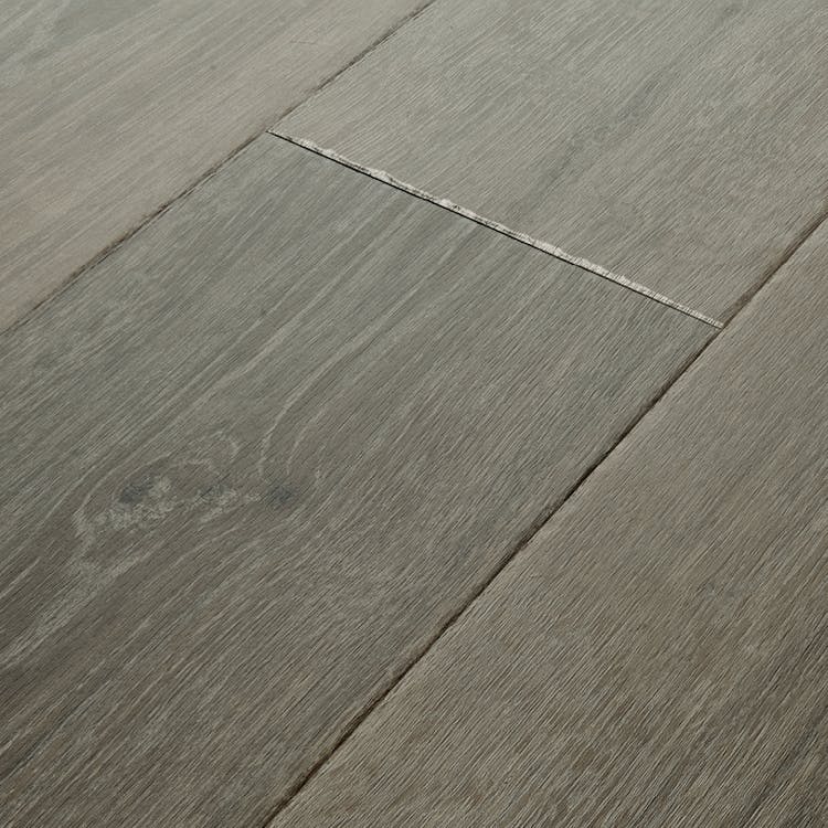 Mannington Adura Max Regency Oak Aged Bronze - Image 1