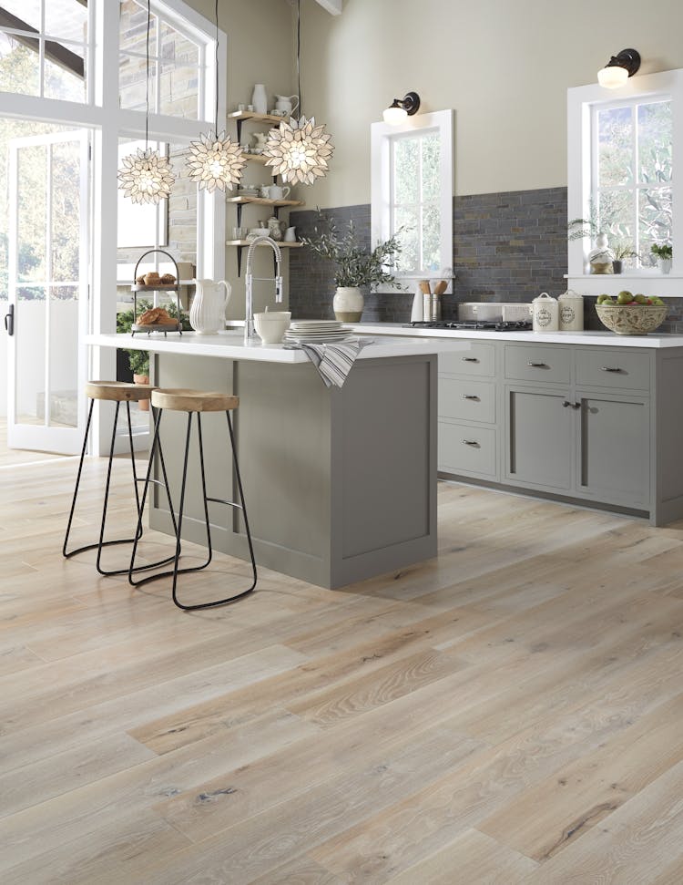 Mannington Normandy Oak Brulee - Image 2