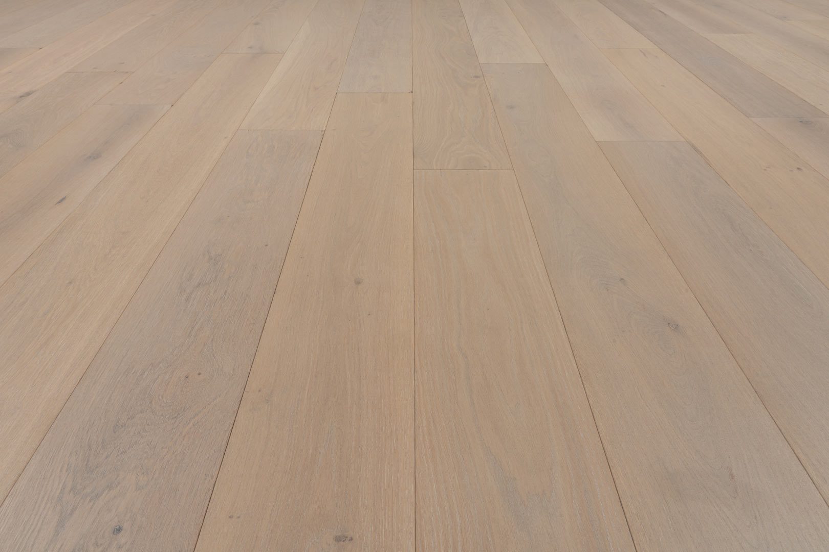 A close up of the wood grain on the floor