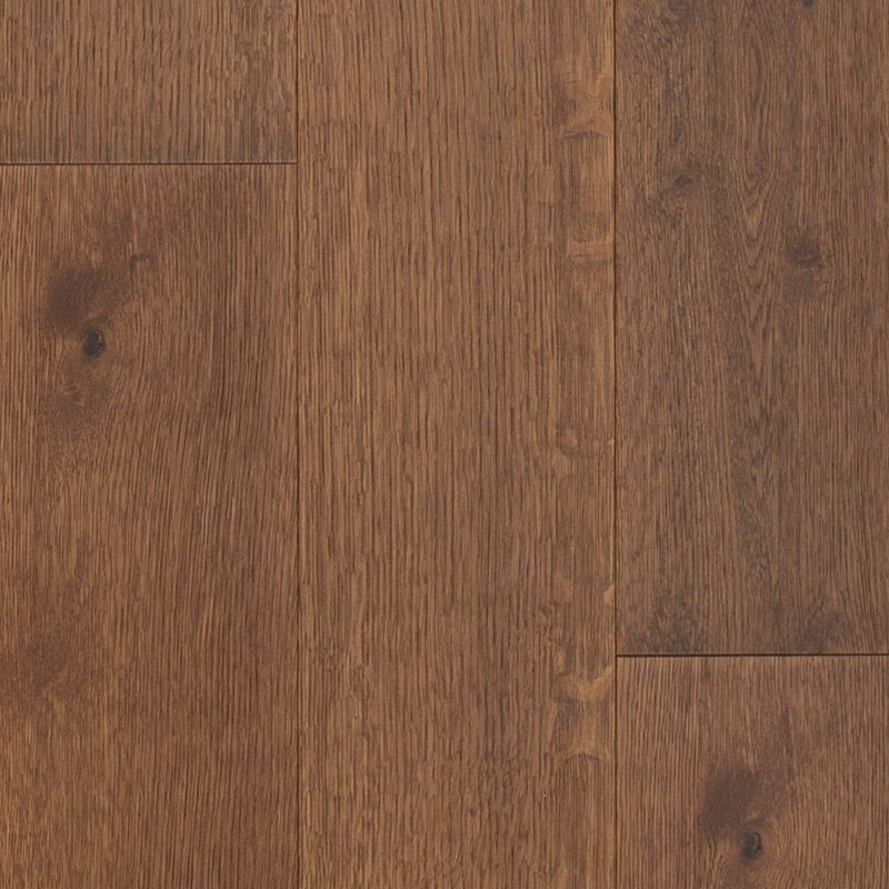 A close up of the wood grain on the floor