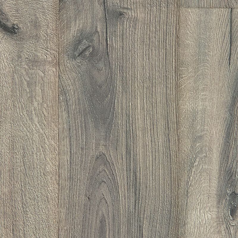 A close up of the wood grain on the floor