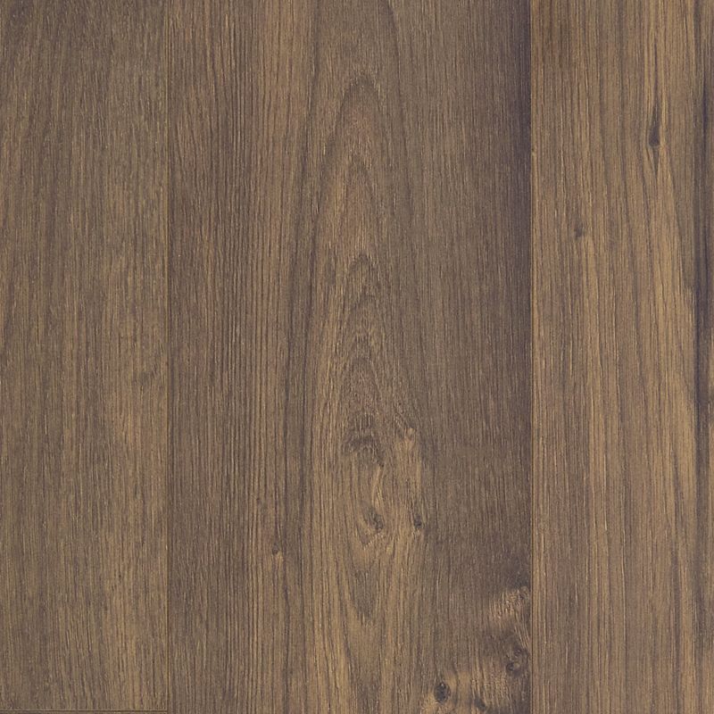 A close up of the wood grain on the floor