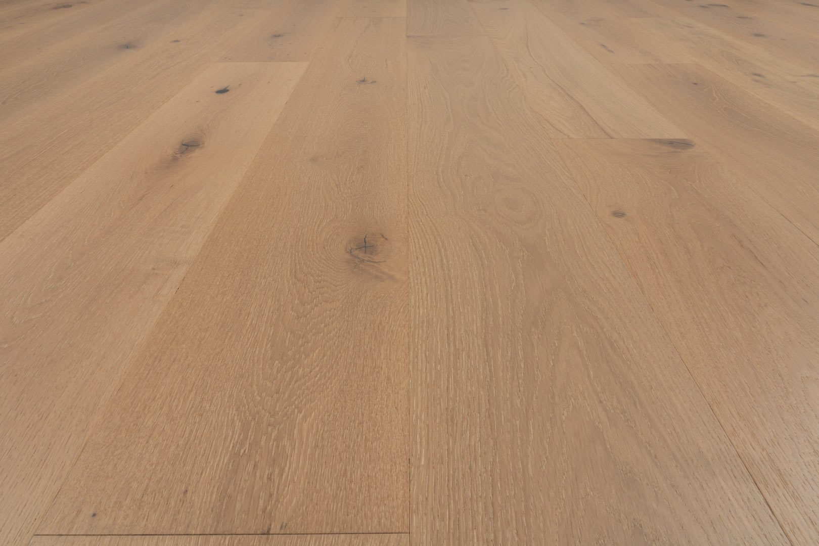 A close up of the wood grain on the floor