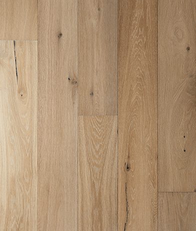 A close up of the wood grain on the floor