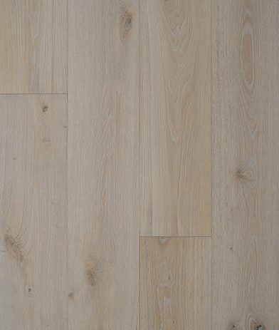 A close up of the wood grain on the floor