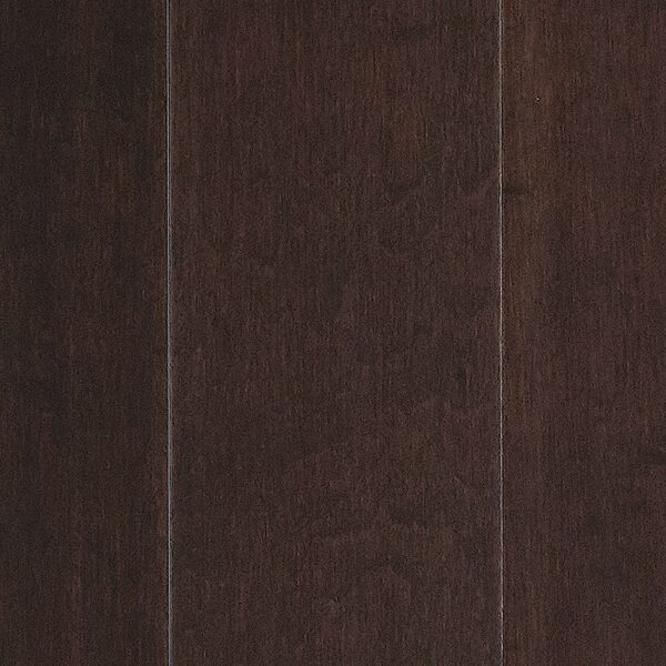A close up of the wood grain on the door.