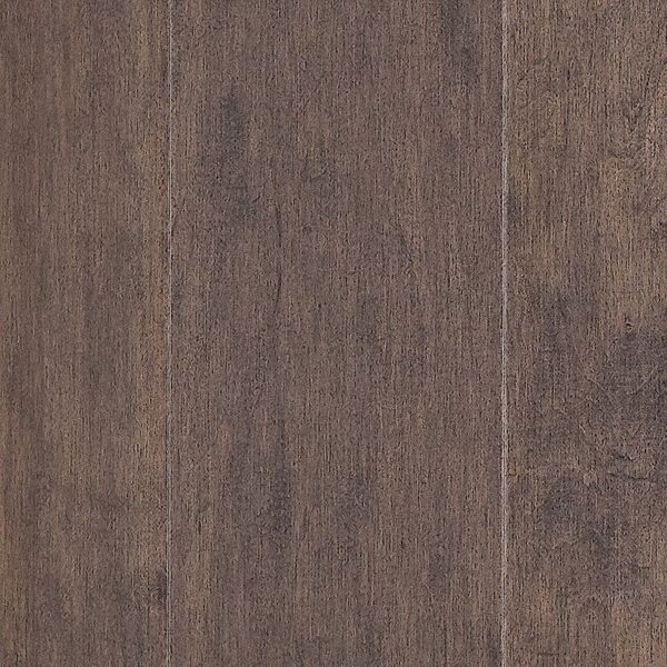 A close up of the wood grain on the floor