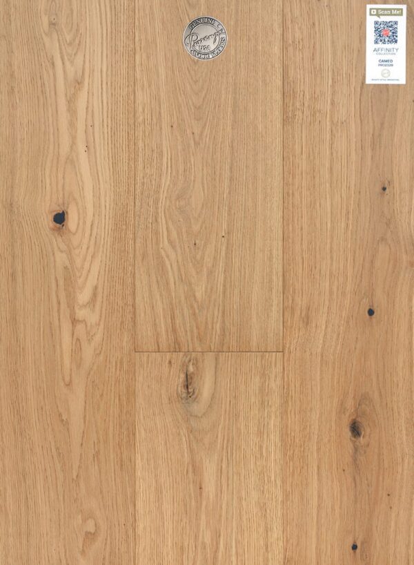 A close up of the wood grain on the floor