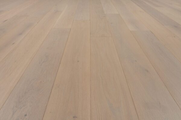 A close up of the wood grain on the floor