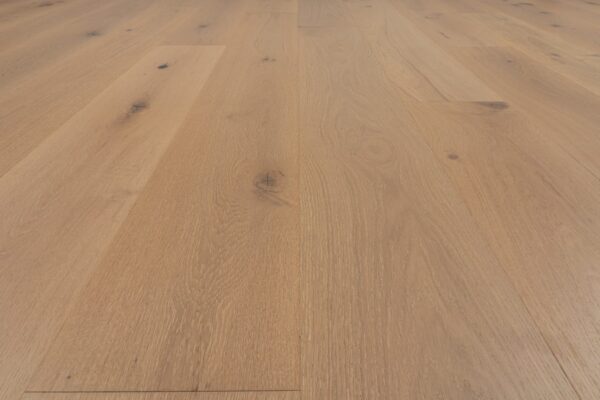 A close up of the wood grain on the floor