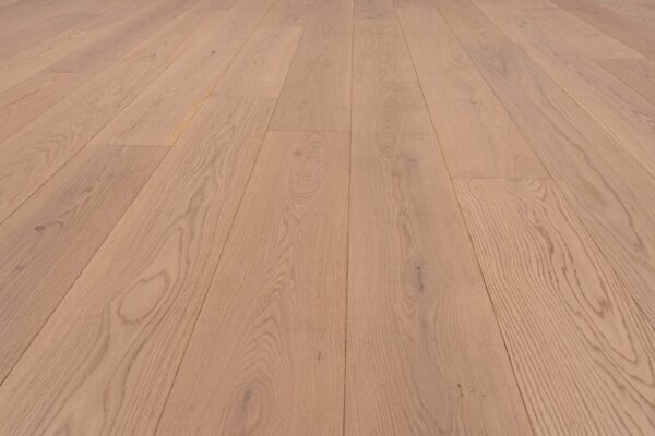 A close up of the wood grain on the floor