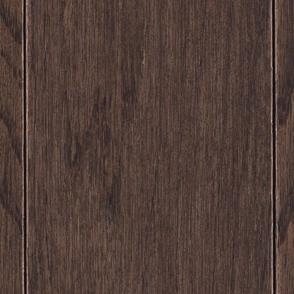 A close up of the wood grain on the door.