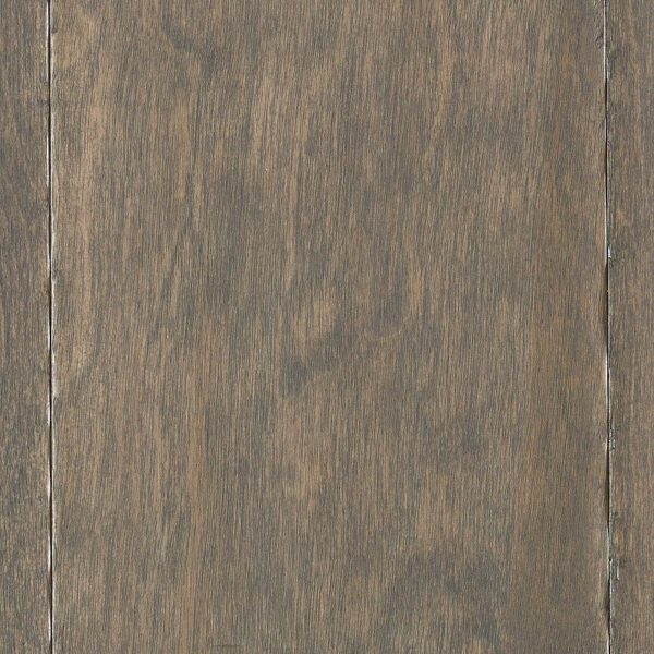 A close up of the wood grain on the floor.